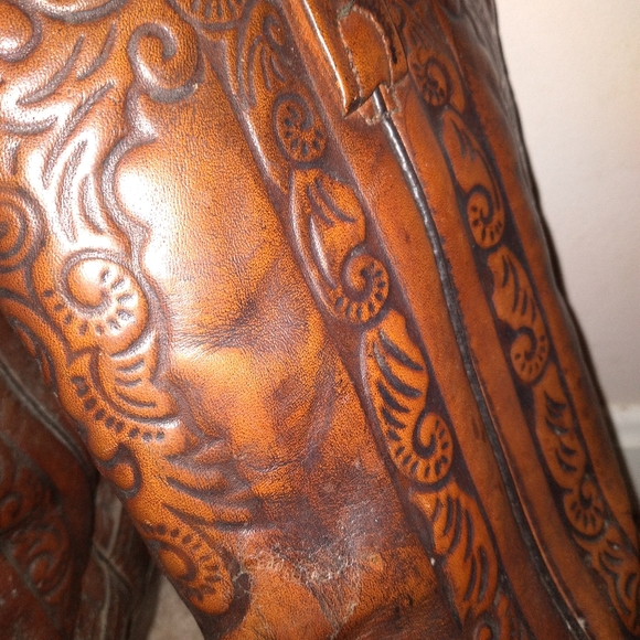 Western Tooled Boots - Picture 5 of 7